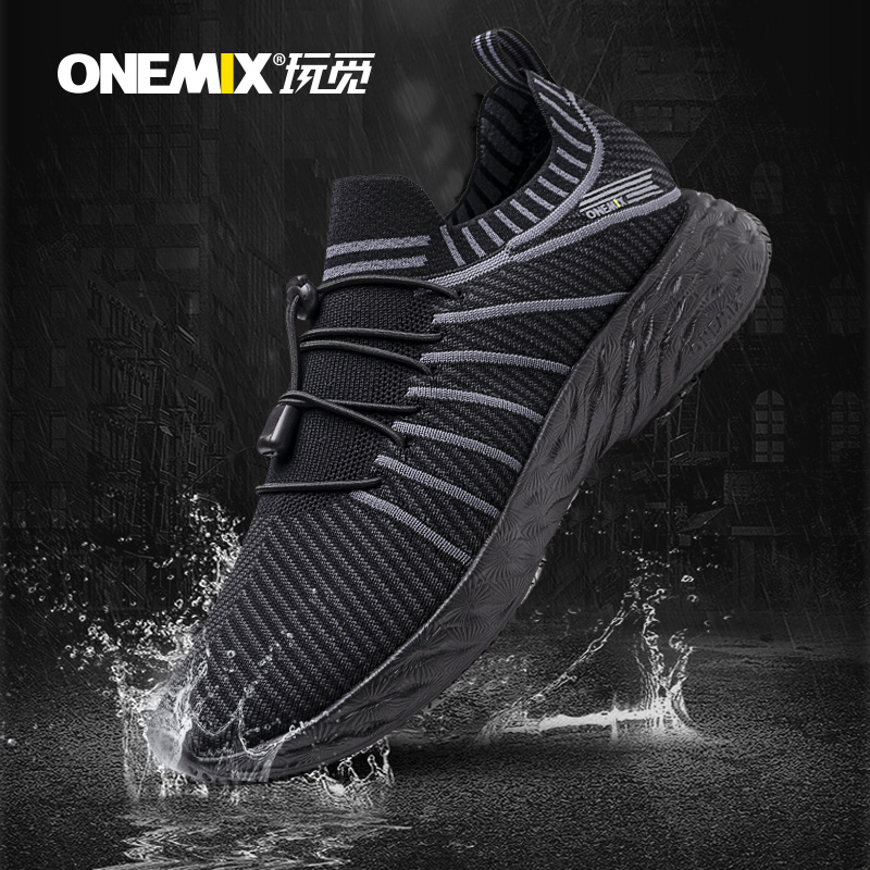 ONEMIX NEW Sale Running Shoes  - Sports Equipment Resale 评论和价格